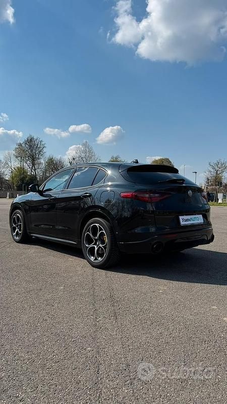 Usata Alfa Romeo Stelvio Veloce 280 CV (205 kW) 2022 Nero SUV