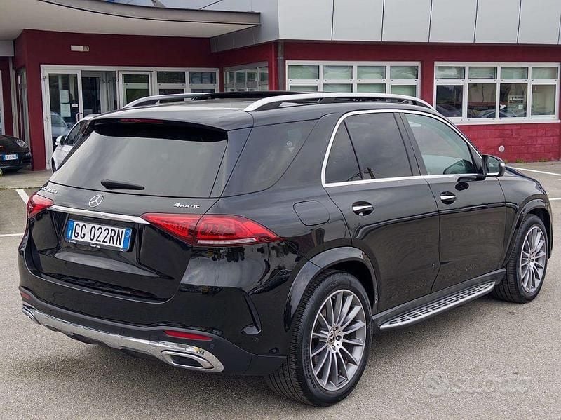 Usata Mercedes GLE300 Premium Plus 245 CV (180 kW) 2021 Nero SUV