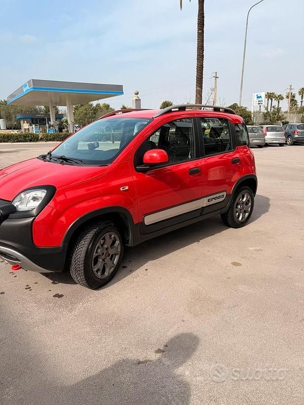 Usata Fiat Panda 95 CV (69 kW) 2017 Rosso Utilitaria