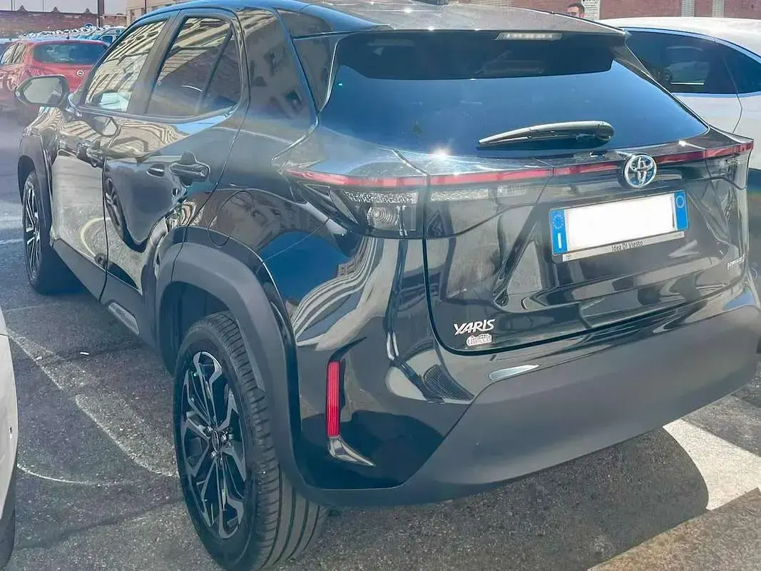 Usata Toyota Yaris Cross Trend 92 CV (67 kW) 2022 Nero SUV