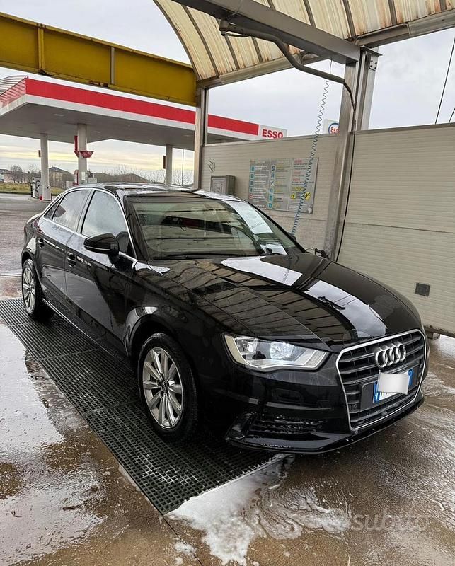 Usata Audi A3 Ambiente 110 CV (80 kW) 2015 Nero Berlina