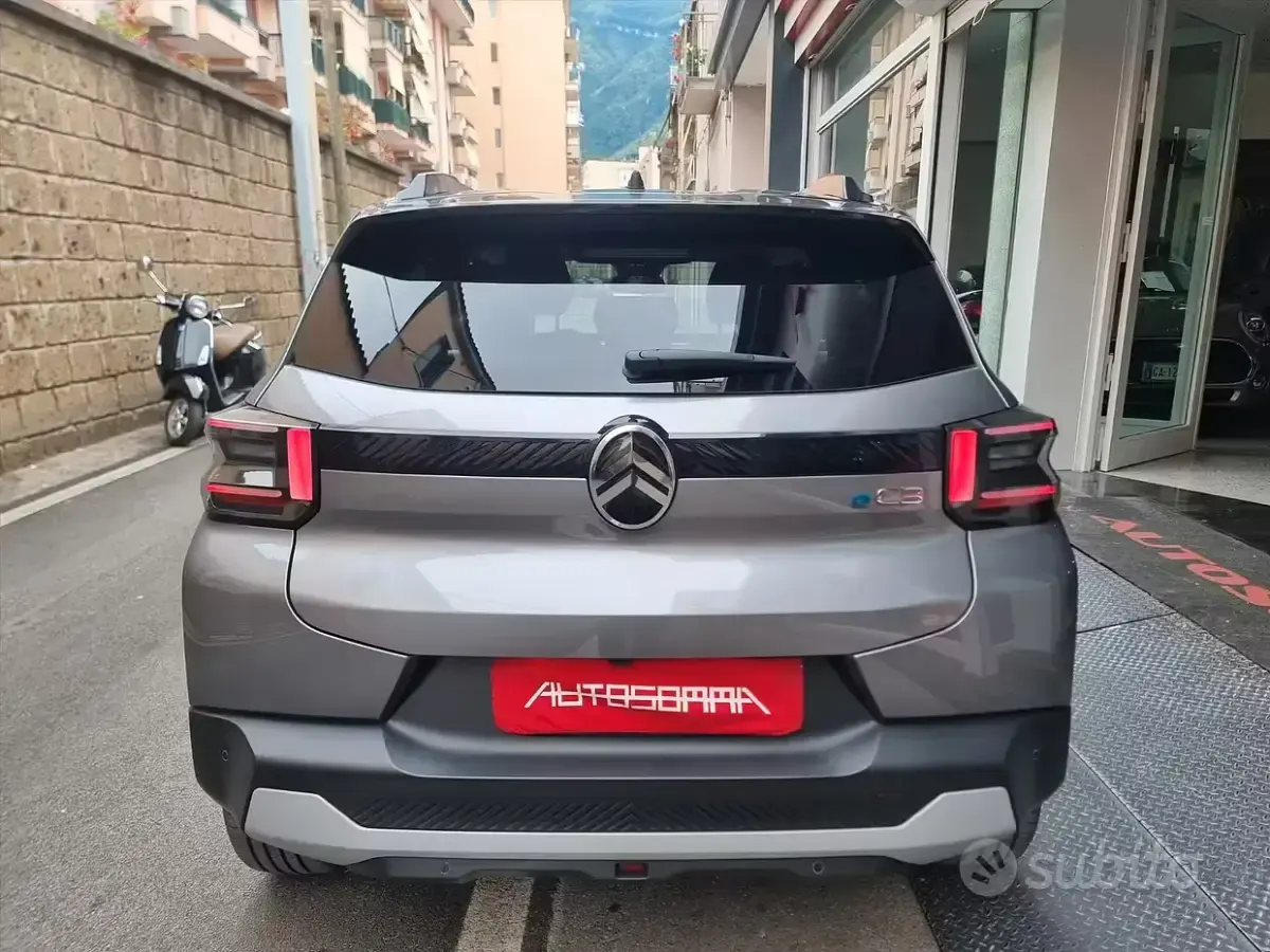 Usata Citroën e-C3 52 kW (72 CV) 2024 Grigio Berlina