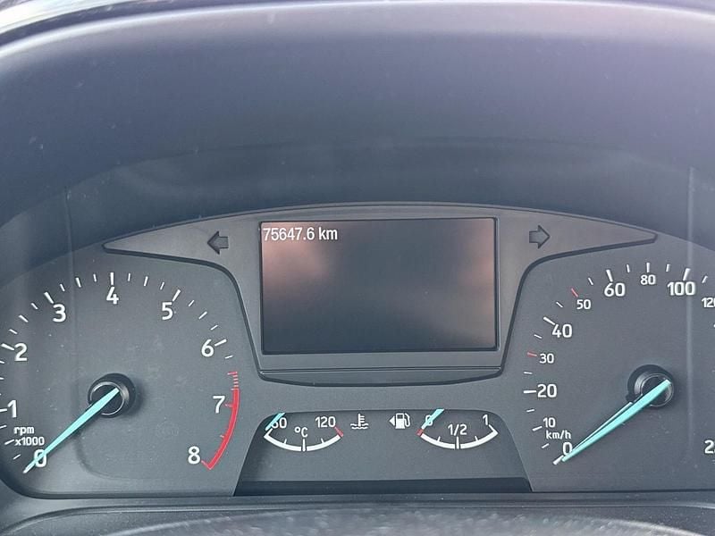 Usata Ford Fiesta Titanium 85 CV (62 kW) 2018 Bianco Utilitaria