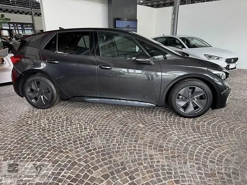 Usata Cupra Born 150 kW (204 CV) 2022 Grigio Utilitaria