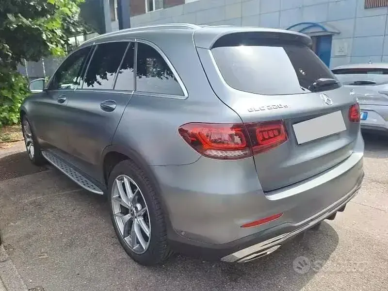 Usata Mercedes GLC220 Premium Plus 194 CV (142 kW) 2022 Grigio SUV
