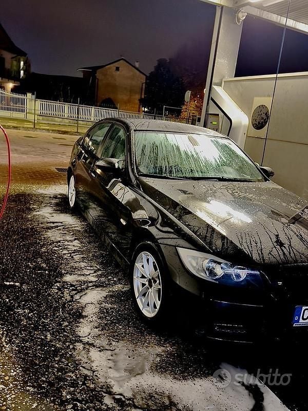 Usata BMW 318 2007 Nero Berlina