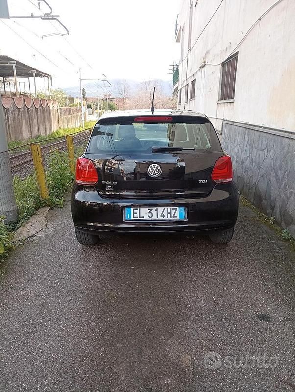 Usata VW Polo 70 CV (51 kW) 2012 Nero Utilitaria