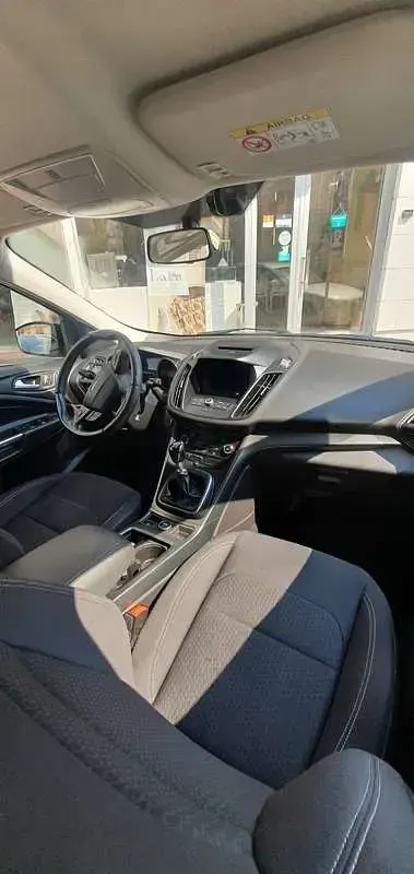 Usata Ford Kuga Business Edition 120 CV (88 kW) 2018 Nero SUV