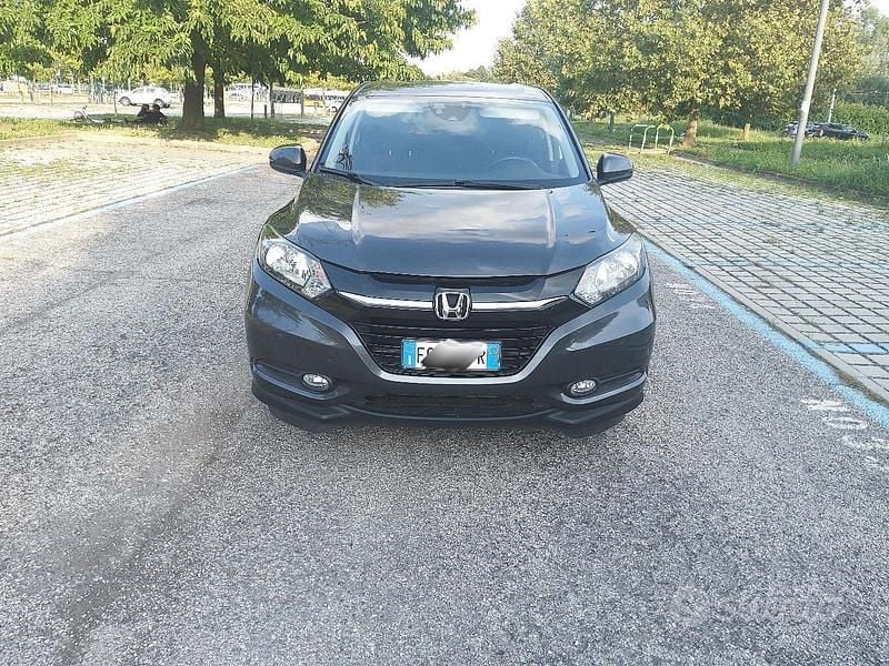 Usata 2017 Honda HR-V SUV | 11.900 € (Buon prezzo) - Immagine 1/4