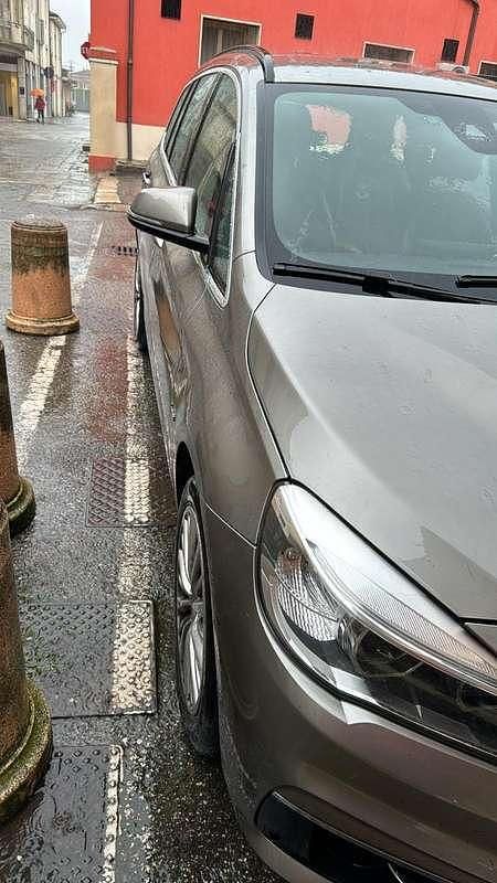 Usata BMW 218 Gran Tourer Luxury Line 150 CV (110 kW) 2017 Monovolume