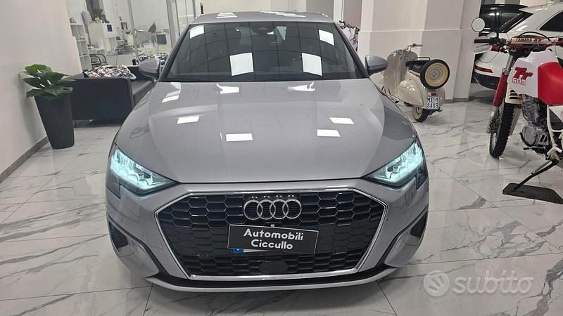 Usata Audi A3 Advanced 116 CV (85 kW) 2022 Grigio Berlina