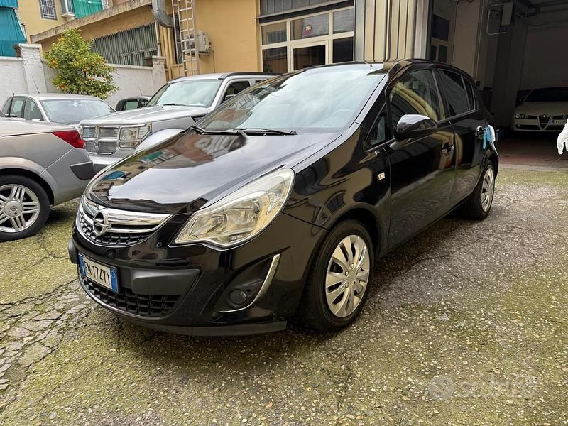 Usata Opel Corsa Sport 86 CV (63 kW) 2012 Other Utilitaria