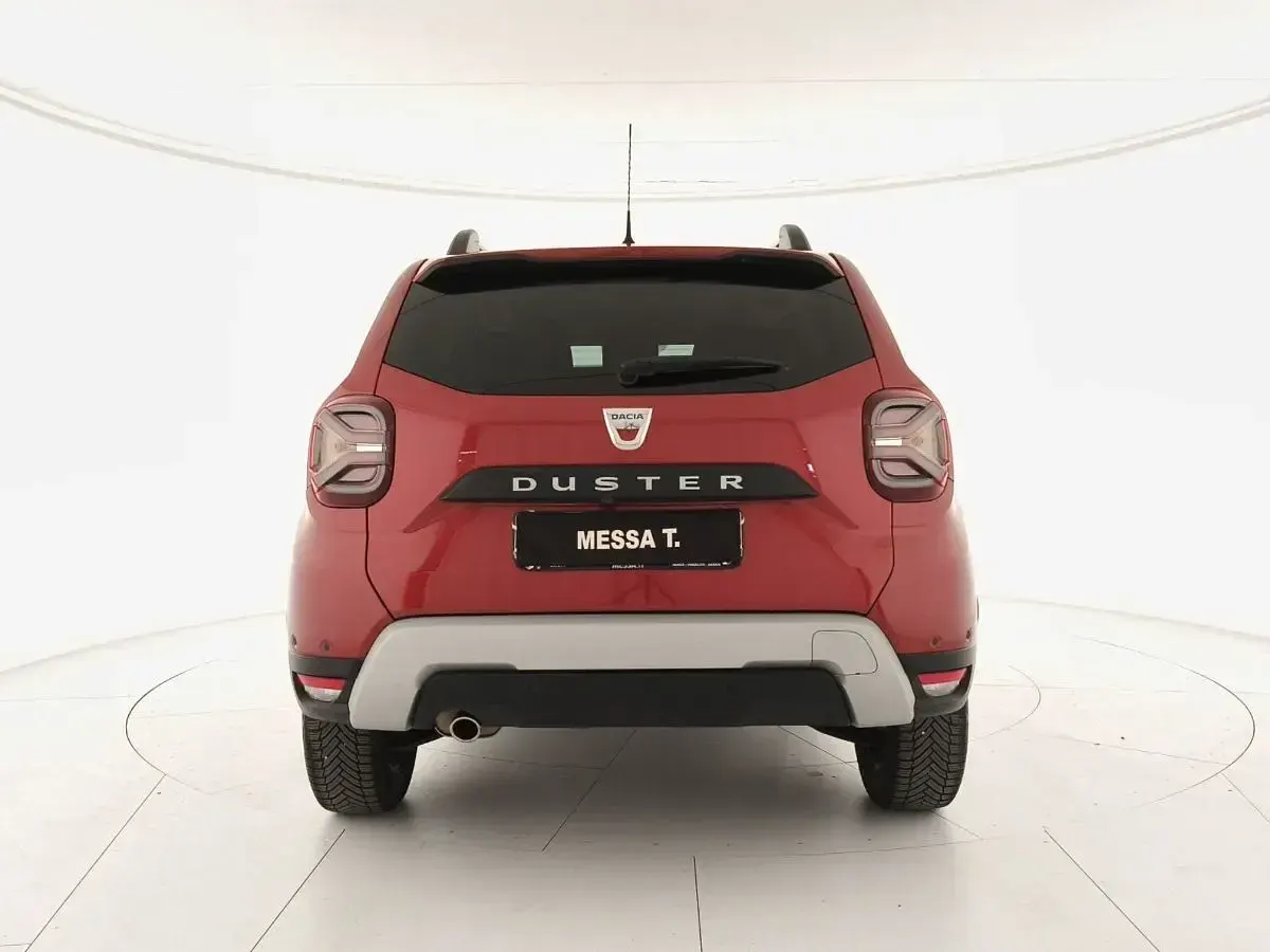 Usata Dacia Duster Prestige 101 CV (74 kW) 2021 Rosso SUV