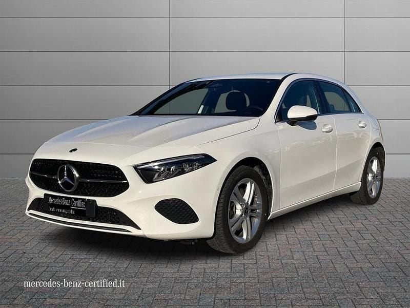 Bianco Usata 2024 Mercedes E250 Advanced Tre volumi | 29.650 € - Immagine 1/4