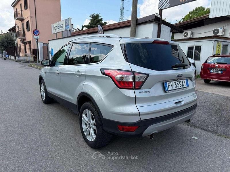 Usata Ford Kuga S 120 CV (88 kW) 2019 Argento SUV