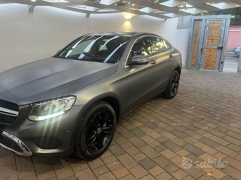 Grigio Usata 2019 Mercedes GLC250 Coupé | 29.000 € (Super prezzo) - Immagine 1/4