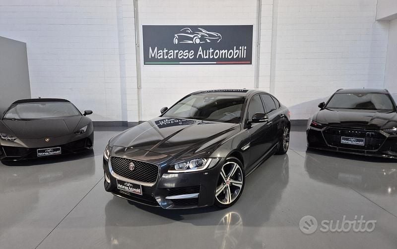 Usata Jaguar XF R-Sport 179 CV (131 kW) 2018 Grigio Berlina