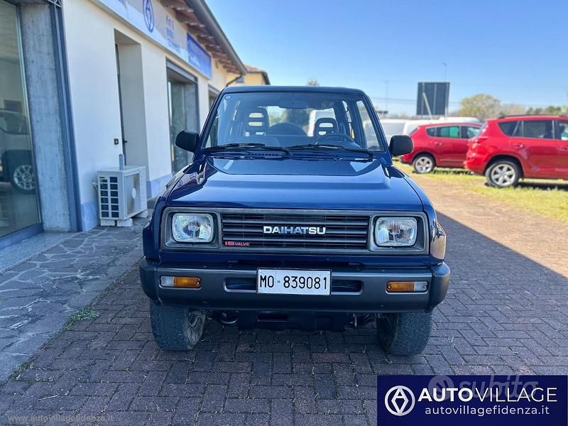 Usata Daihatsu Feroza 95 CV (69 kW) 1990 Blu SUV