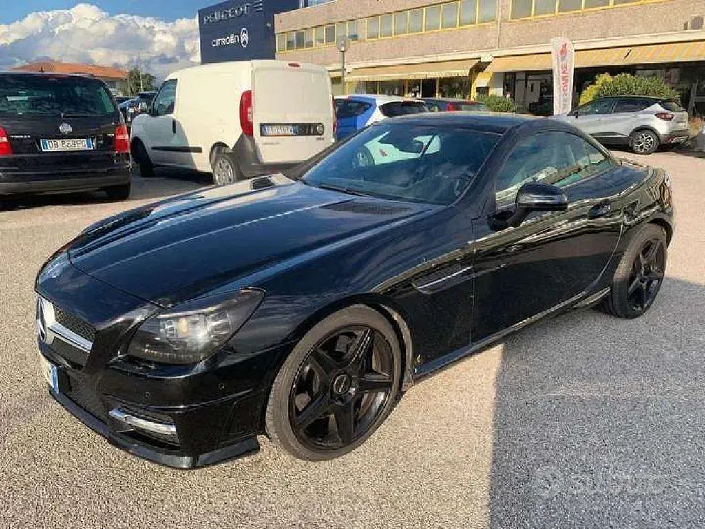 Usado Mercedes SLK250 Premium 204 CV (150 kW) 2012 Negro Descapotable