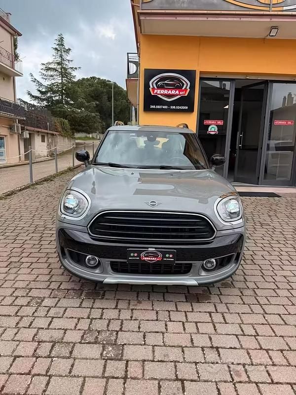 Usata Mini One D Countryman Hype 116 CV (85 kW) 2019 Grigio SUV