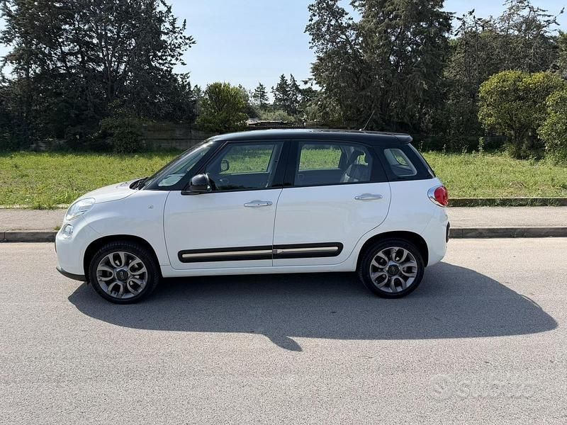 Usata Fiat 500L Lounge 80 CV (58 kW) 2016 Bianco Monovolume