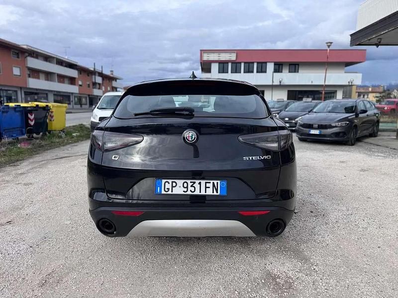 Usata Alfa Romeo Stelvio Super 210 CV (154 kW) 2023 Nero SUV