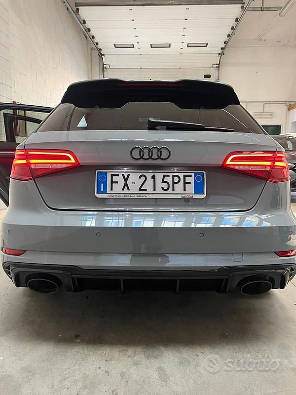 Usata Audi RS3 Ambiente 400 CV (294 kW) 2019 Grigio Berlina