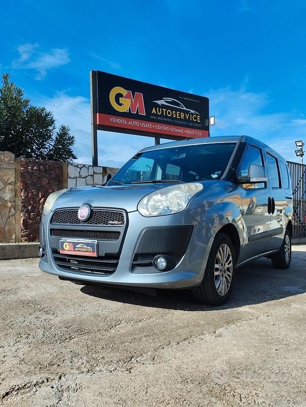 Usata Fiat Doblò 105 CV (77 kW) 2014 Grigio Monovolume