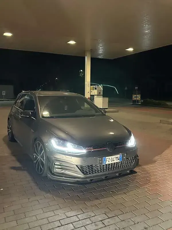 Gebraucht VW Golf VII GTI 245 PS (180 kW) 2019 Limousine