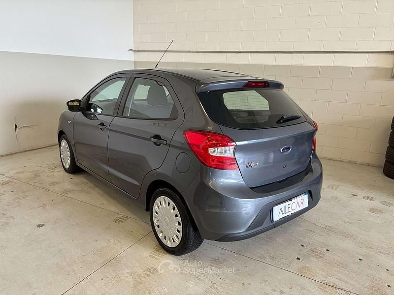 Usata Ford Ka Plus 71 CV (52 kW) 2018 Grigio Utilitaria