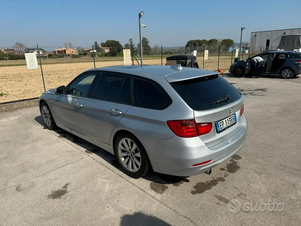 Usata BMW 320 184 CV (135 kW) 2013 Grigio Station wagon