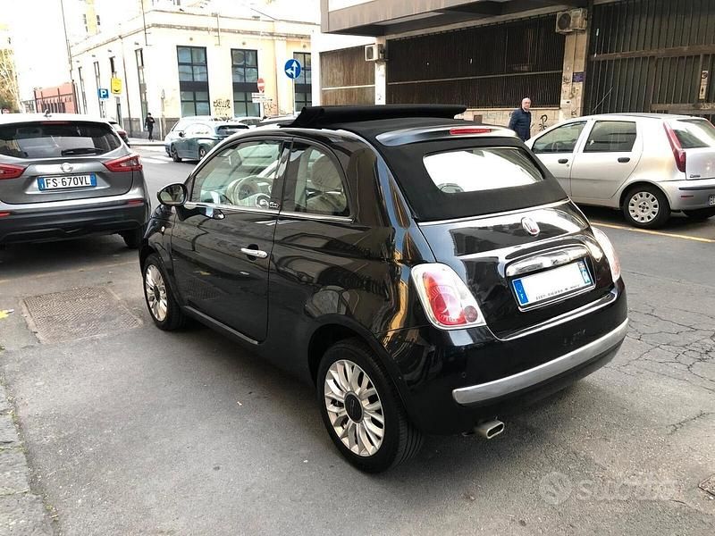 Begagnad Fiat 500C Lounge 95 HK (69 kW) 2014 Svart Cab