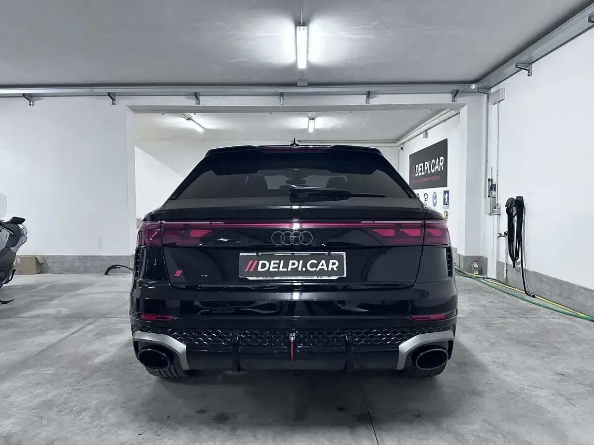 Usata Audi Q8 Performance 640 CV (470 kW) 2024 Nero SUV