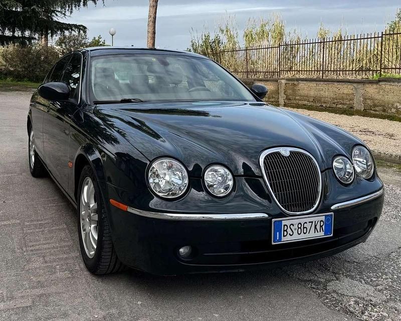 Usata Jaguar S-Type Executive 207 CV (152 kW) 2005 Verde inglese Berlina