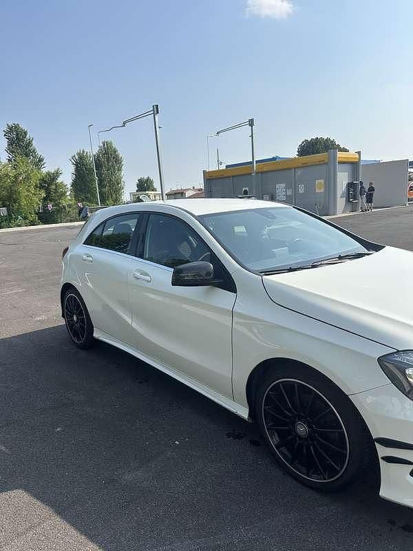 Usata Mercedes A200 Edition 136 CV (100 kW) 2015 Berlina