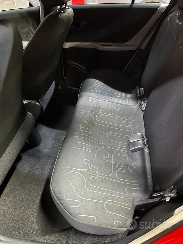 Usata Toyota Yaris 2010 Rosso Berlina