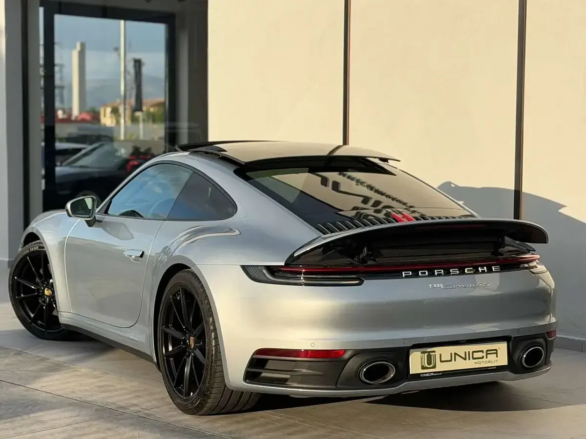 Usata Porsche 911 Carrera 4S 450 CV (330 kW) 2019 Argento gt Coupé