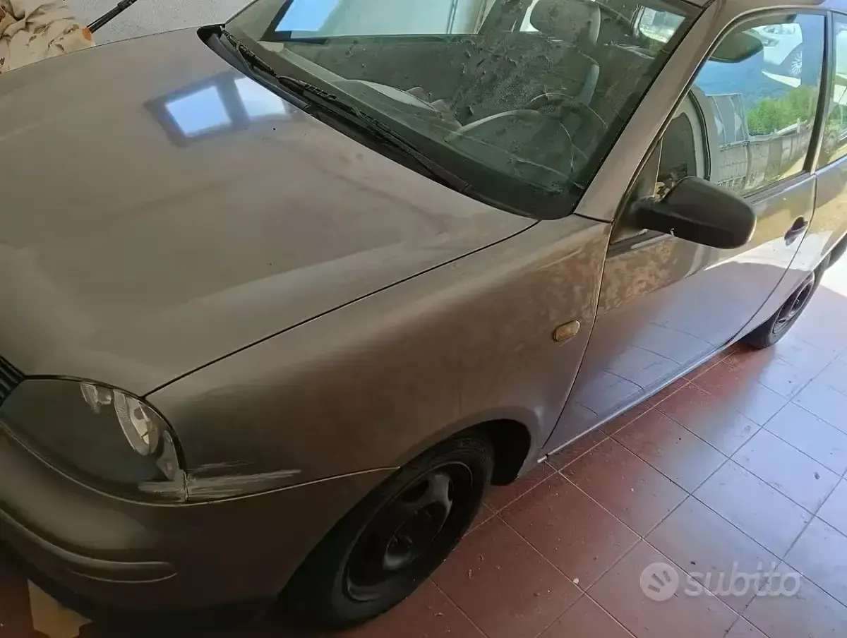Usata Seat Arosa 50 CV (36 kW) 2002 Grigio Utilitaria