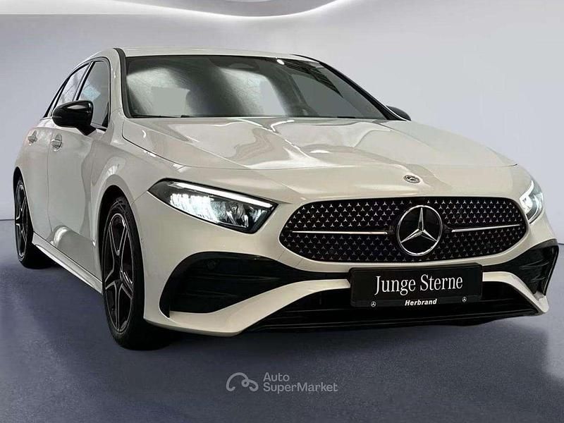 Bianco Usata 2024 Mercedes A200 AMG Berlina | 28.900 € (Ottimo prezzo) - Immagine 1/4