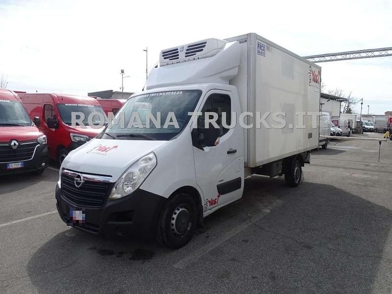 Usata Opel Movano 131 CV (96 kW) 2017 Bianco pastello Furgone