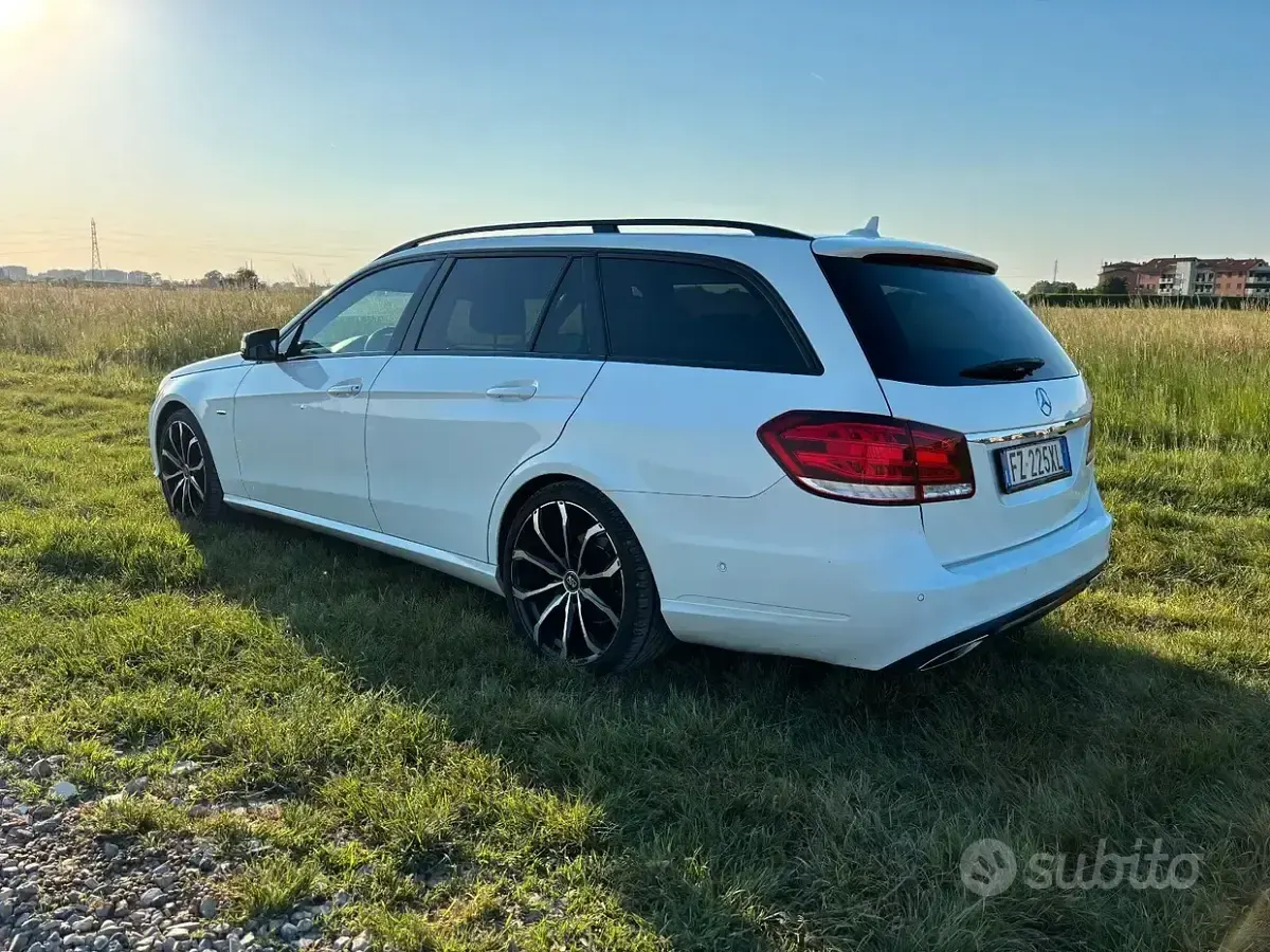 Usata Mercedes E300 231 CV (169 kW) 2015 Bianco Station wagon