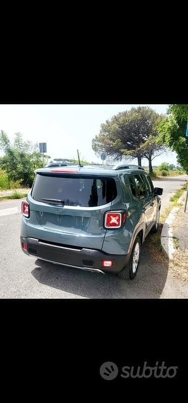 Usata Jeep Renegade 120 CV (88 kW) 2017 Verde SUV