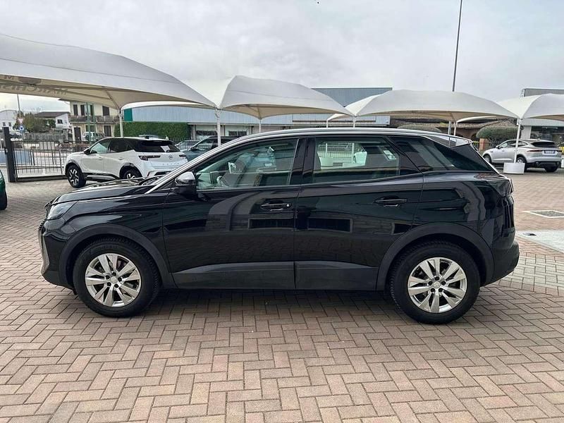 Usata Peugeot 3008 Active 131 CV (96 kW) 2022 Nero SUV