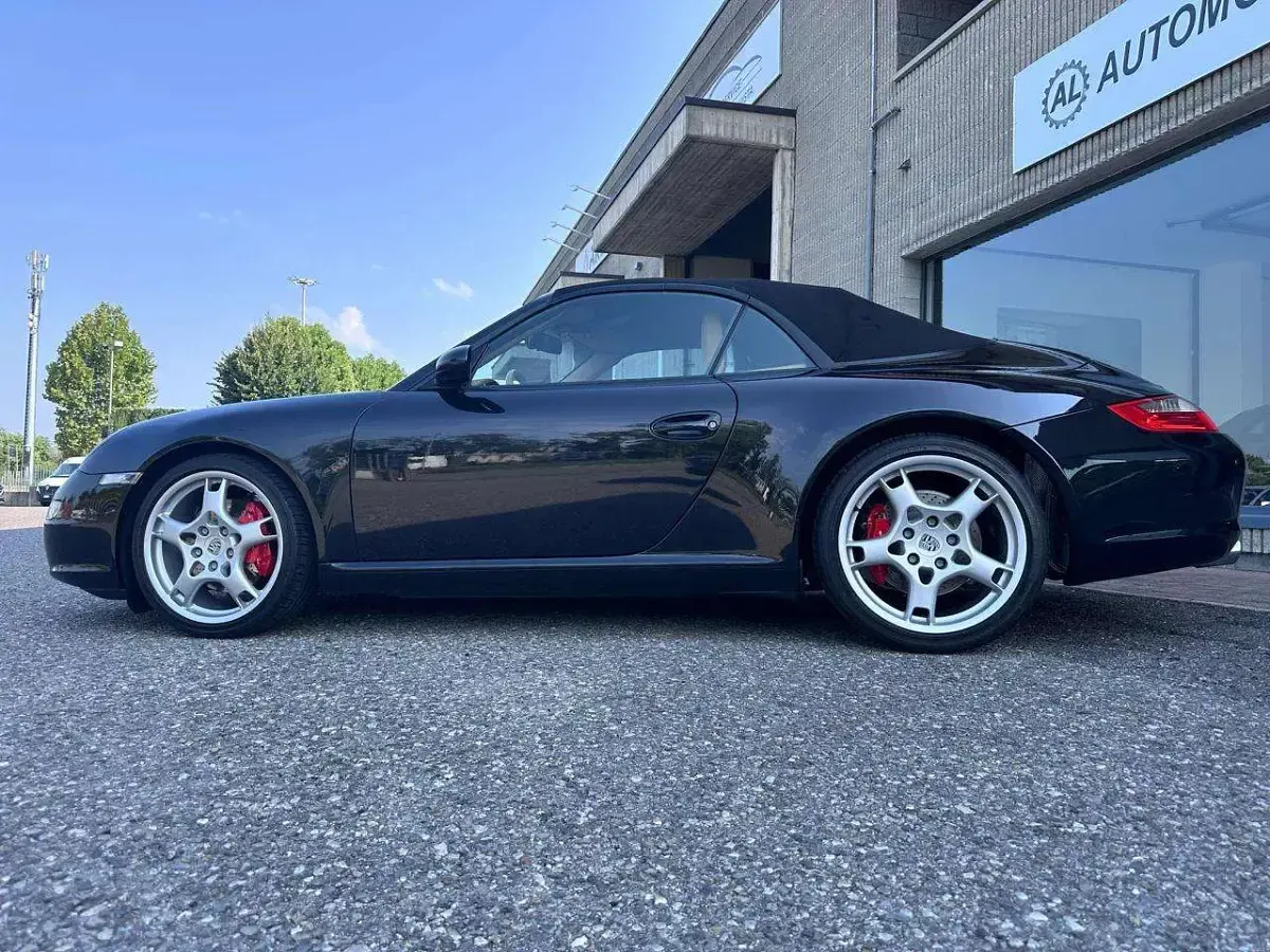 Usata Porsche 911 Carrera S Cabriolet 355 CV (261 kW) 2006 Nero Cabrio