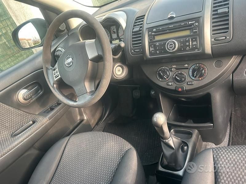 Używany Nissan Note 86 KM (63 kW) 2007 Szary Hatchback