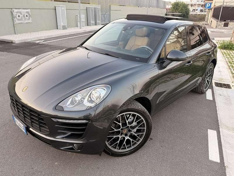 Usata Porsche Macan 250 CV (183 kW) 2017 Grigio SUV