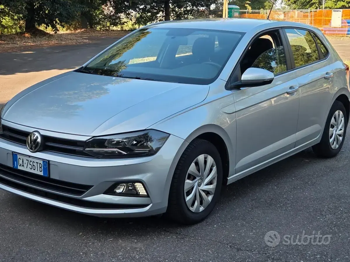 Usata VW Polo Comfortline 90 CV (66 kW) 2020 Grigio Utilitaria