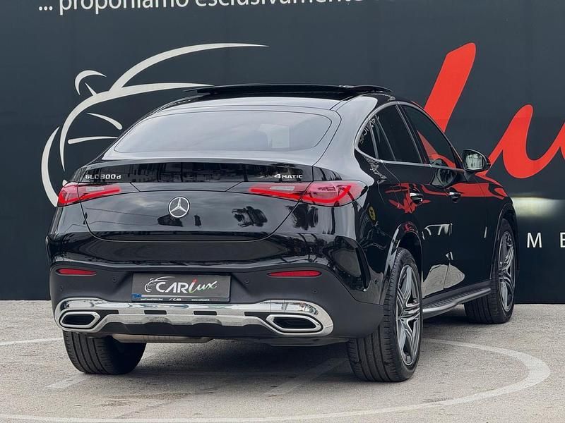 Usata Mercedes GLC300e AMG Line Premium Plus 269 CV (197 kW) 2023 Nero Coupé