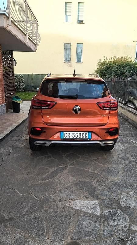 Usata MG ZS Luxury 111 CV (81 kW) 2023 Berlina
