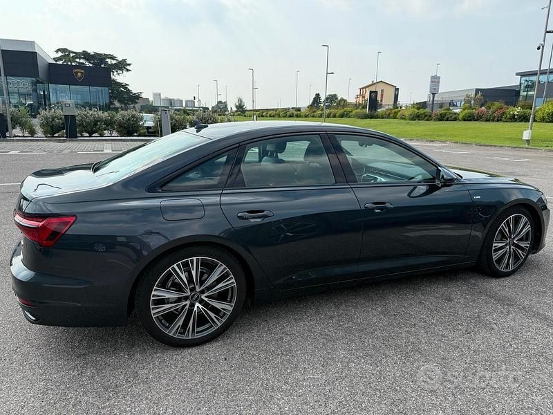 Usata Audi A6 S-Line 204 CV (150 kW) 2021 Grigio Berlina